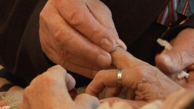 Супружеская пара из Черняховска принимает поздравления: семье 60 лет