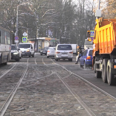 Власти решают оставить или убрать трамвайные пути на проспекте Победы