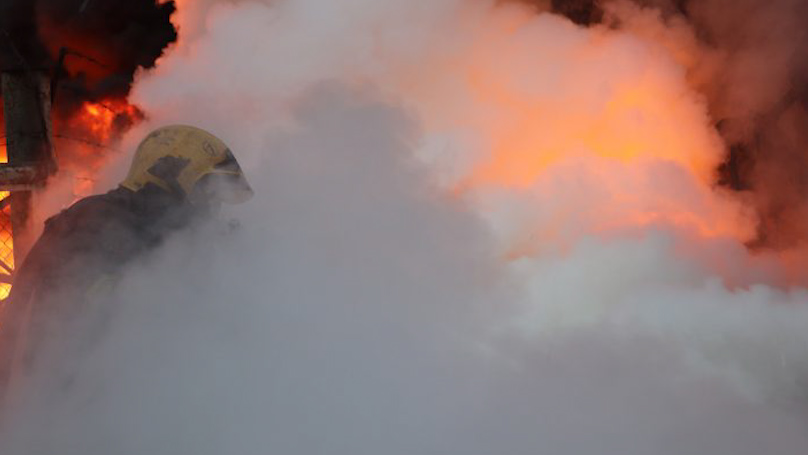 За выходные калининградские пожарные 2 раза тушили бытовые отходы