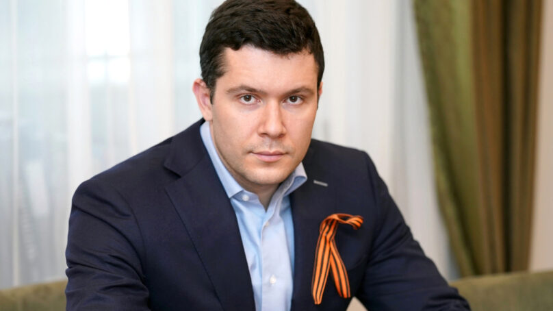 Антон Алиханов поздравил жителей Калининградской области с Днём Победы