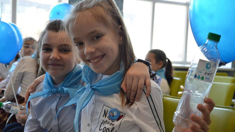 Школьники Калининграда сделали более двух тысяч проб воды – ее качество в многоквартирных домах соответствует нормам