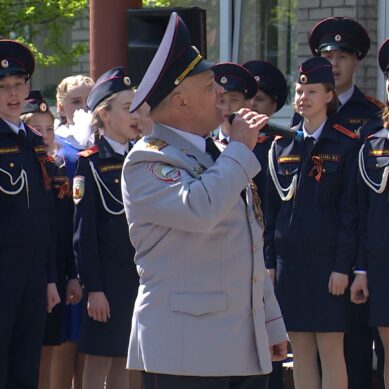 В канун Дня Победы калининградская молодёжь исполнила военные песни