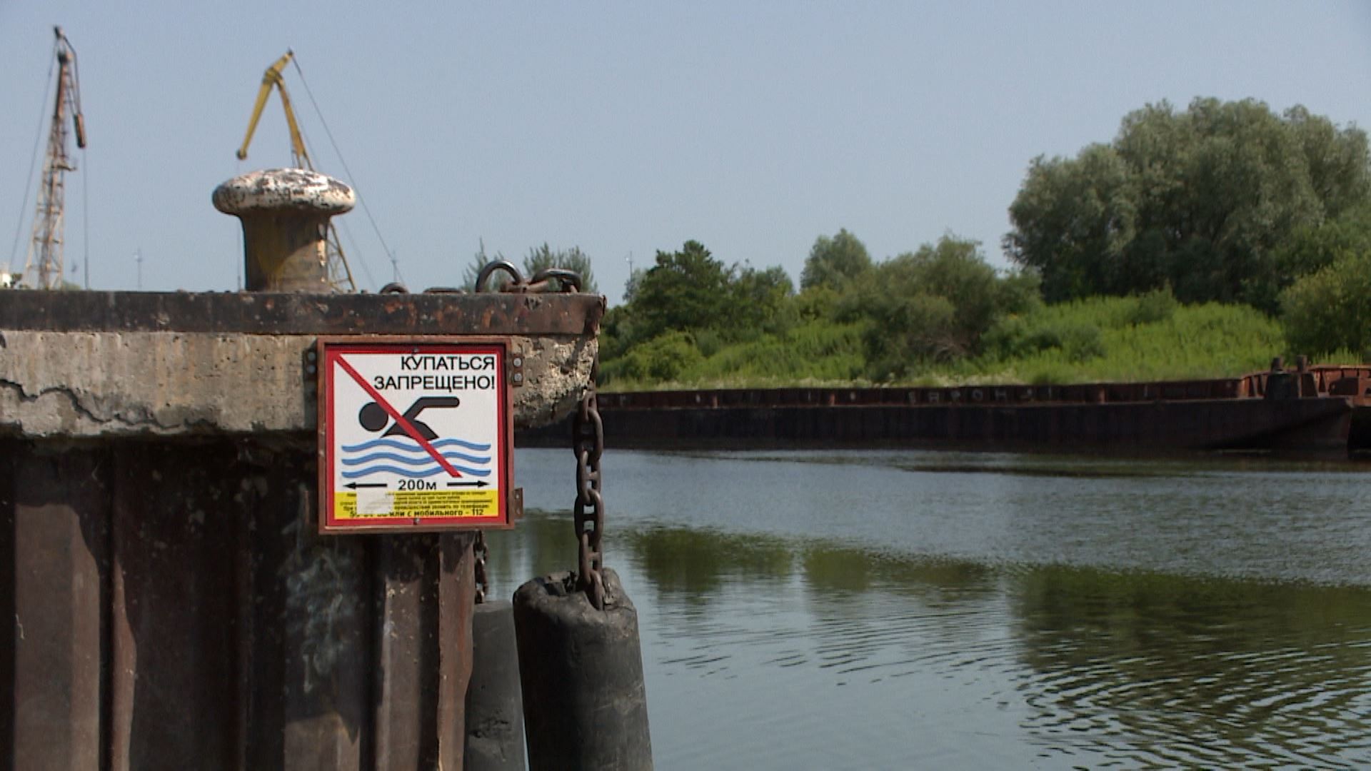 Купание запрещено. Сотрудники ГИМС провели рейд по необорудованным местам  для купания в Калининграде — Вести-Калининград