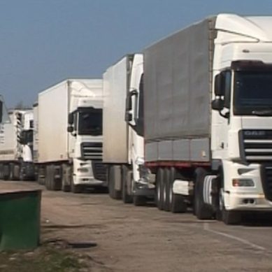 В России 1 февраля 2023 года продлили временную отмену весогабаритного контроля для грузового транспорта