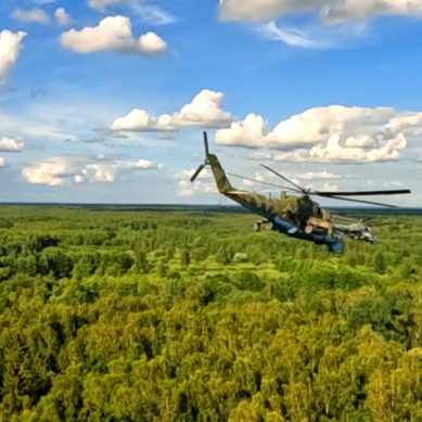 Вертолеты Балтфлота отработали задачи по условному уничтожению противника с воздуха