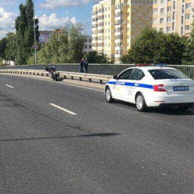 В Калининграде мотоциклист упал с «железного коня» и был увезен в БСМП
