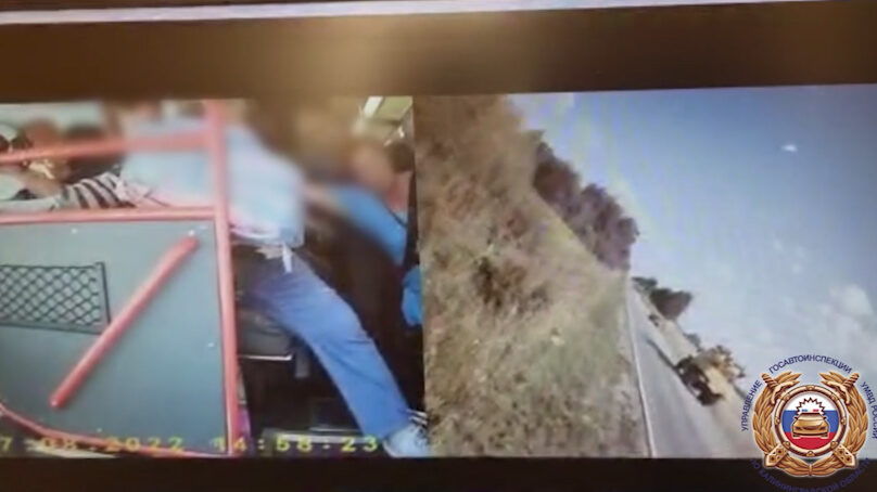Опубликовано видео с места падения пассажирского автобуса в Гвардейском районе