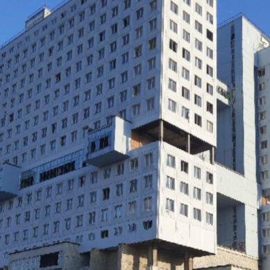 Калининградцам предлагают решить судьбу площади у Дома Советов