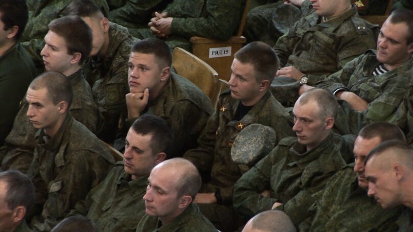 Жителям Калининградской области по телефону предложат заключить контракт о прохождении военной службы