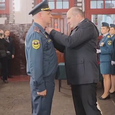 Глава МЧС России наградил калининградских пожарных