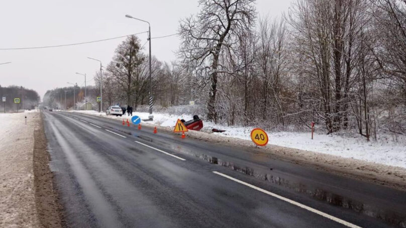 В Полесском районе «Ауди» съехала в кювет, пострадали пассажиры