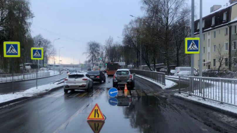 В Калининграде на пешеходном переходе на улице Пригородной была сбита женщина