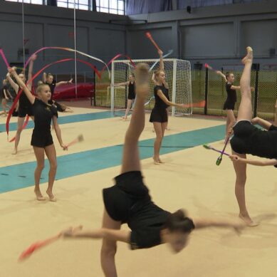 Калининградской художественной гимнастике 50 лет. Торжественный вечер по случаю юбилея состоялся в манеже Дворца спорта «Юность»