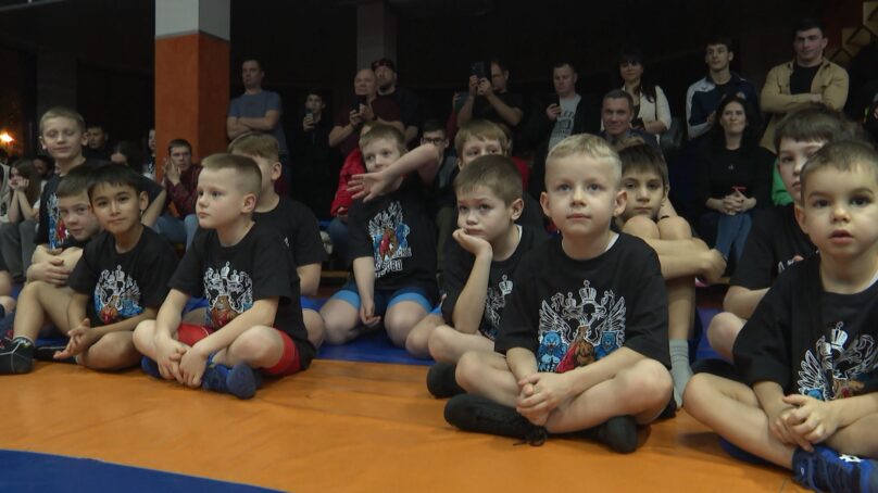 «Большое борцовское братство»! Проект под таким названием завершил региональный молодёжный фонд спортивной борьбы