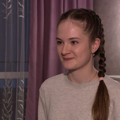 В Калининграде 14-летняя Ангелина уже более 7 лет борется с прогрессирующим сколиозом