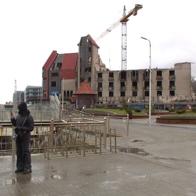 В Зеленоградске начались активные работы по сносу конструкций недостроенной гостиницы