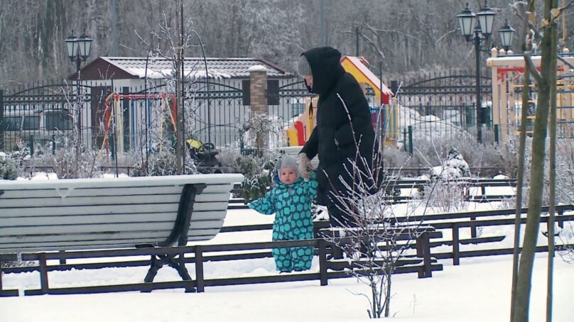 В Калининградской области с этого года многодетные семьи могут получить 400 тысяч рублей взамен земельного участка