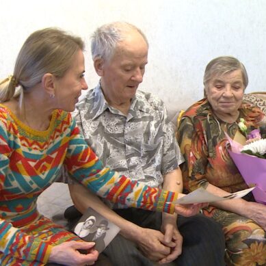 Сегодня в День всех влюбленных в Калининграде празднуют бриллиантовую свадьбу супруги Станислав и Любовь Щербатко