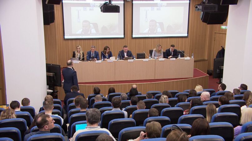 На стадионе «Калининград» состоялась панельная сессия с участием сотрудников региональных учреждений сферы физической культуры