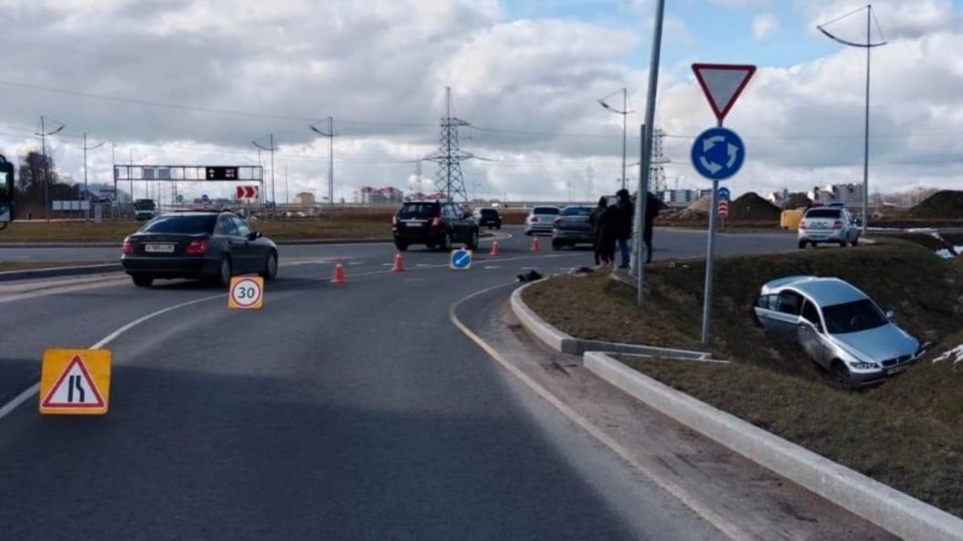 В Гурьевском районе в дорожном происшествии пострадали водитель и  малолетний пассажир «БМВ» — Вести-Калининград