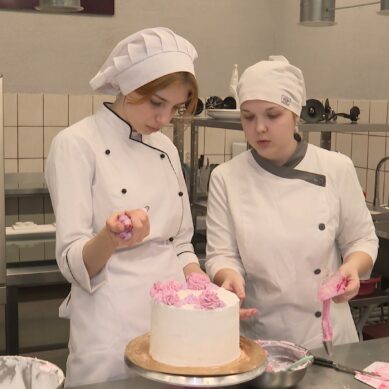В Калининградской области проводятся состязания кондитеров и мастер-классы поварского искусства