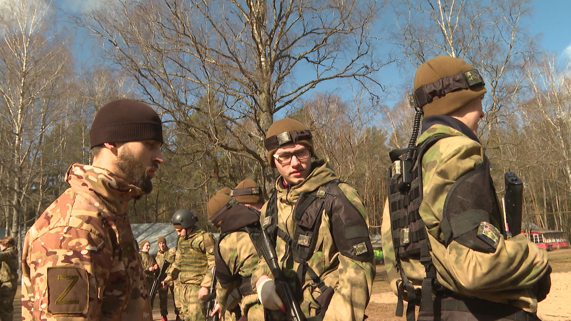 В Калининградской области Военно-патриотический центр «Авангард» проводит  сборы старшеклассников — Вести-Калининград