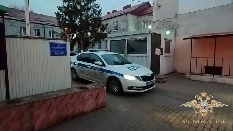 За сутки в Гурьевском районе полицейские пресекли более 60 правонарушений