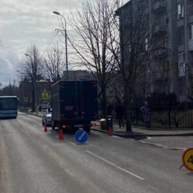 10-летний пешеход перебегал дорогу и попал под «ГАЗ»