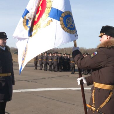 Смешанный вертолётный полк соединения морской авиации получил боевое знамя нового образца