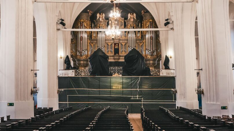 После реконструкции фойе Кафедрального собора в органном зале возобновили музыкальные вечера