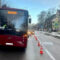 В Балтийске автобус врезался в дорожное ограждение