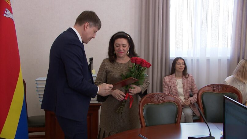 Председатель Законодательного собрания Андрей Кропоткин поздравил с 25-летием «Союз женщин Калининградской области»