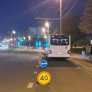 В Калининграде пассажирка автобуса упала в салоне и получила травмы