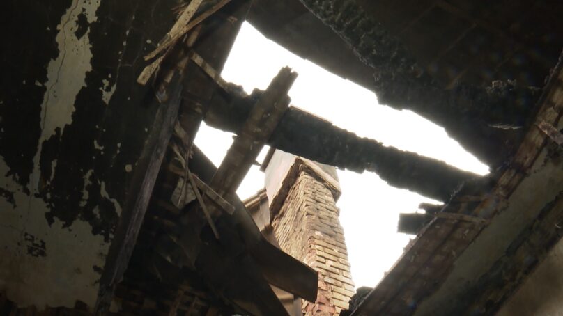 Власти Калининграда назвали сумму, необходимую для капитального ремонта дома на улице Артиллерийской, в котором произошел пожар