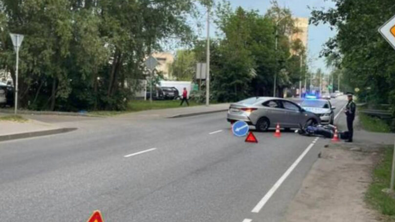 В Калининграде автомобиль «Хендэ Солярис» столкнулся с мотоциклом