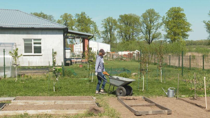 Как дачникам уберечь себя от опасностей в жаркие дни