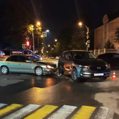 В ДТП на улице Александра Невского пострадал 90-летний пассажир