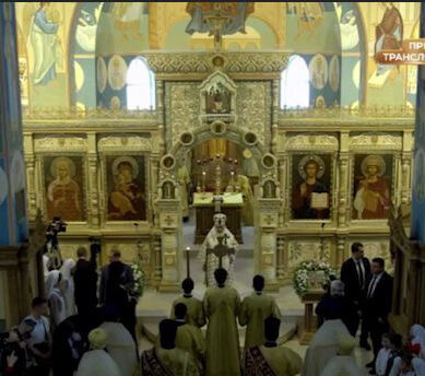 Великое освящение храма равноапостольных Константина и Елены и воскресная Божественная литургия