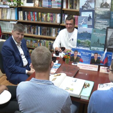 Андрей Кропоткин  встретился с участниками СВО в госпитале Савулькина