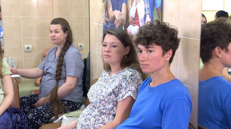 В Калининграде будущим мамам рассказали о пользе грудного вскармливания для здоровья ребенка