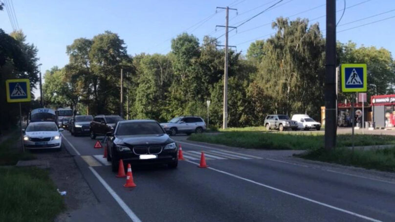 На улице Емельянова вновь произошло смертельное ДТП. Вчера днем там сбили пенсионерку