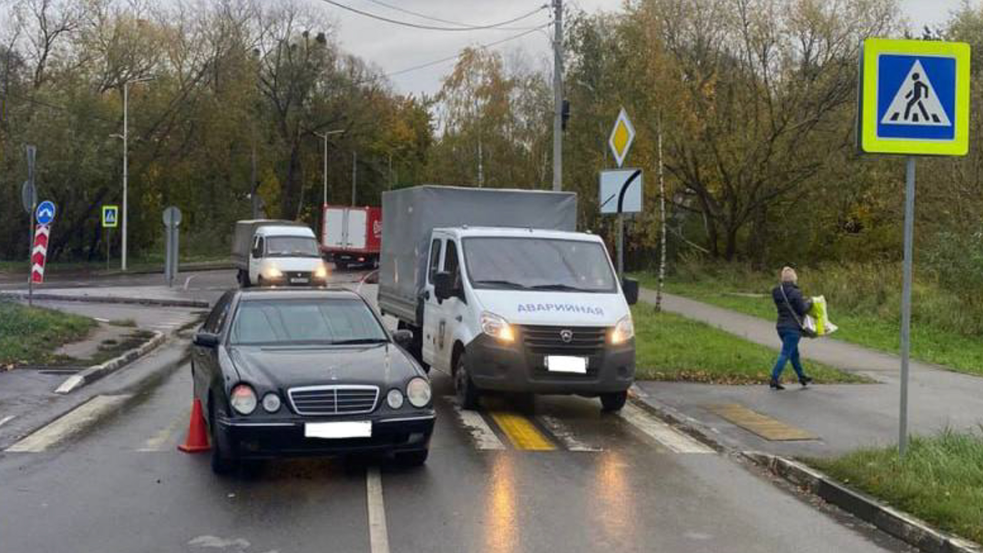 В Калининграде на Батальной сбили 69-летнюю женщину, которая шла по  пешеходному переходу — Вести-Калининград