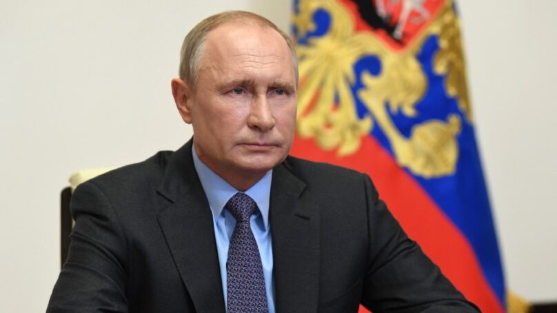 Владимир Путин поздравил госслужащих, работников и ветеранов ФССП с Днем судебного пристава