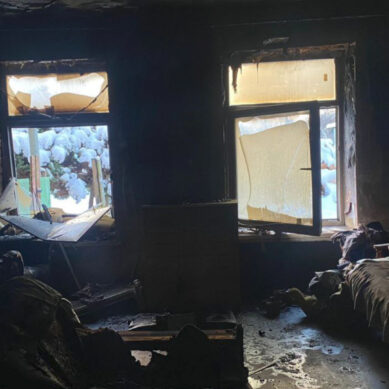 Региональные следователи выясняют обстоятельства гибели женщины в пожаре в Мельниково