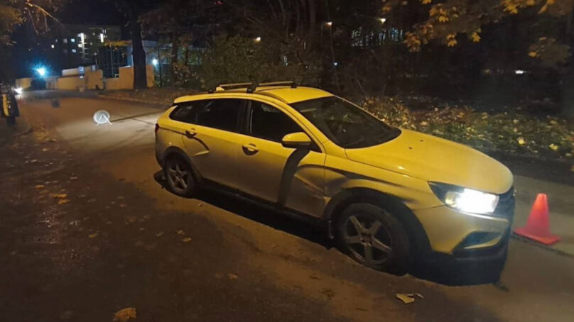На улице Александра Невского столкнулись два автомобиля