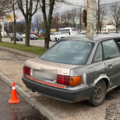 В Калининграде на Московском водитель Audi не уступил дорогу и устроил серьёзное ДТП
