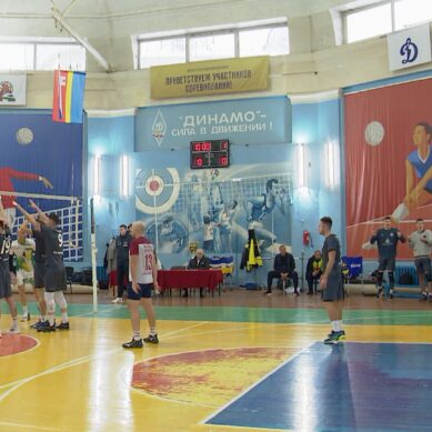 В легендарном калининградском спортзале «Динамо» разыграли первый за долгие годы официальный областной кубок по волейболу