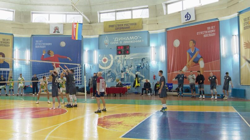 В легендарном калининградском спортзале «Динамо» разыграли первый за долгие годы официальный областной кубок по волейболу