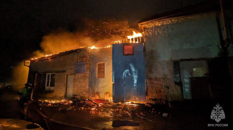 В Черняховске сегодня ночью случился пожар в автомастерской