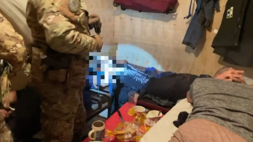 В Калининграде ФСБ задержала выходца из Центрально-Азиатского региона, который перечислял деньги на счёт террориста